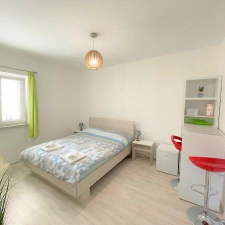 Modern Room Old Town - Zára Kültér fotó