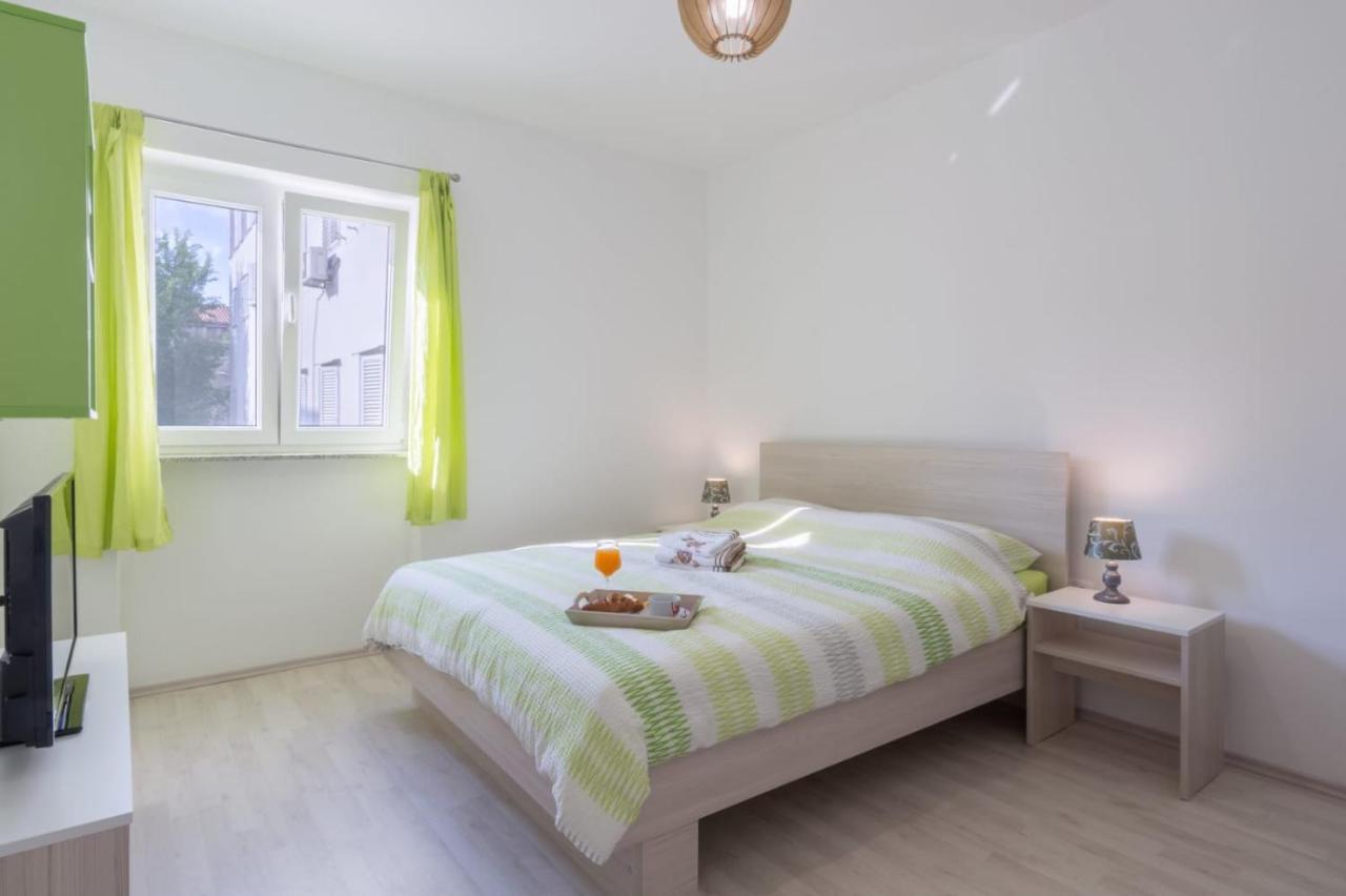 Modern Room Old Town - Zára Kültér fotó
