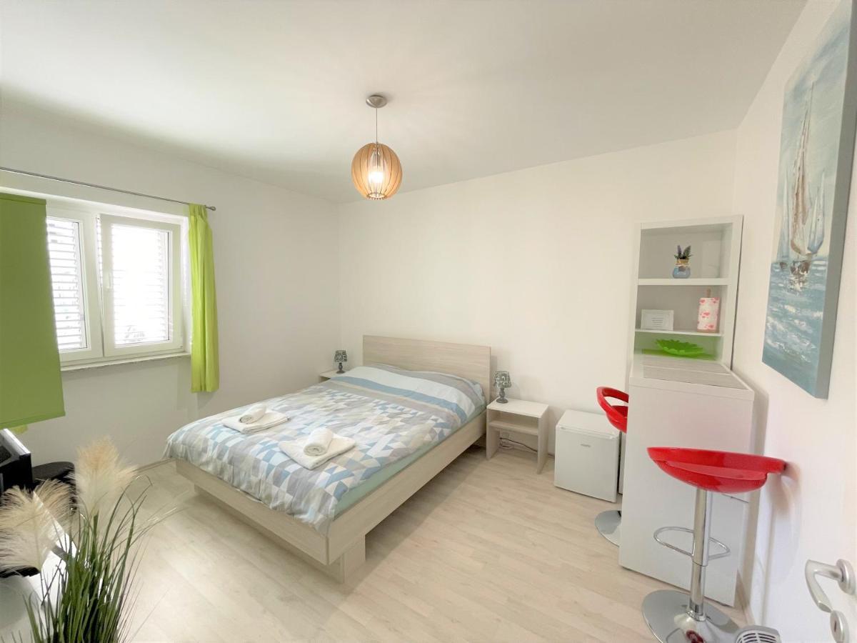 Modern Room Old Town - Zára Kültér fotó